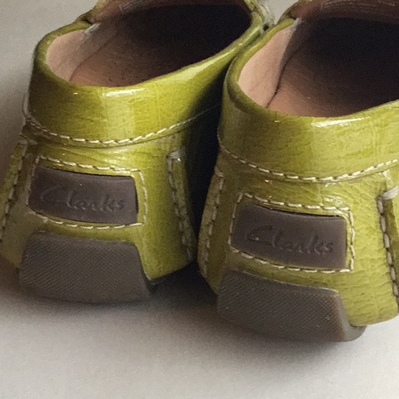 Shoes - Picture 3 of 4